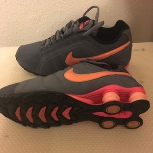 Nike Shox Grey,Pink,Orange